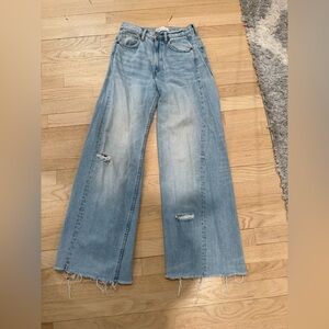 Zara Women's Light Blue Wide Leg Distressed Jeans